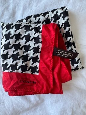 Coach Black & White Houndstooth Scarf w Red Border
